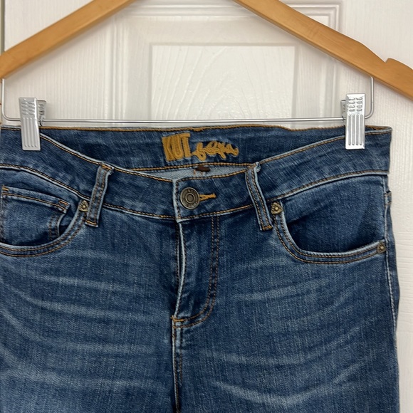 Kut from the Kloth comfy jeans - Picture 2 of 5